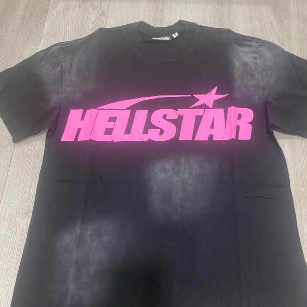 Hellstar Black and Pink Short Sleeve Tee